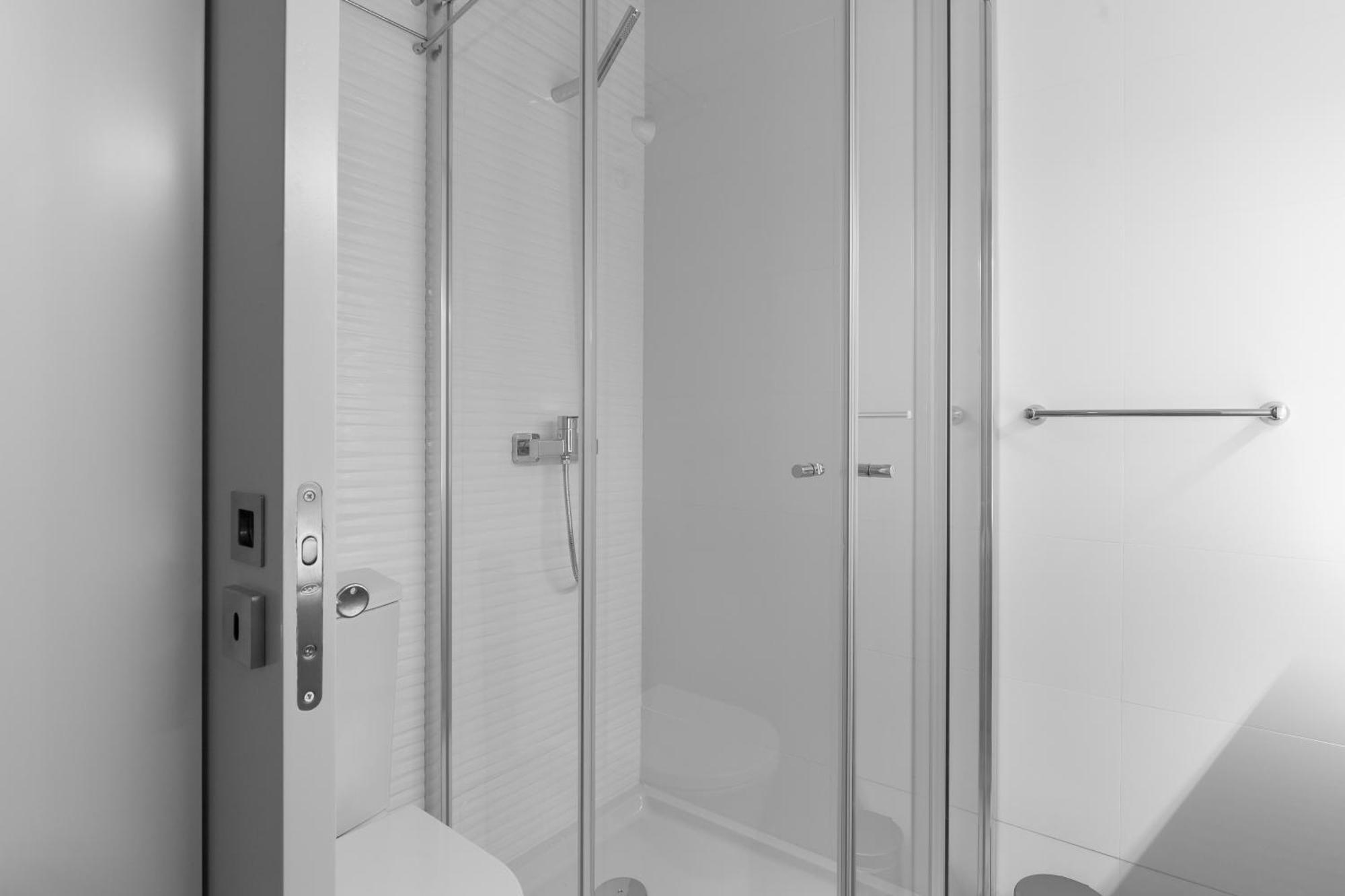 شقة Host Wise - Charming Luxurious Flat With Garage بورتو المظهر الخارجي الصورة