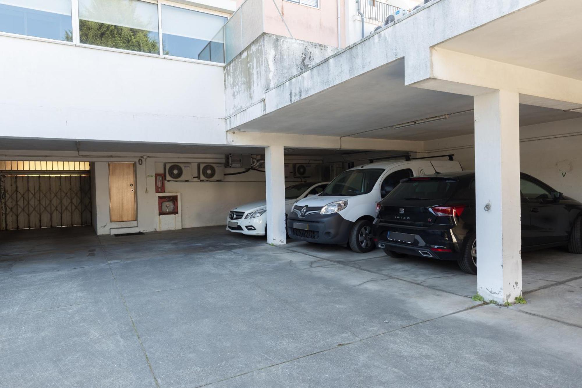 شقة Host Wise - Charming Luxurious Flat With Garage بورتو المظهر الخارجي الصورة